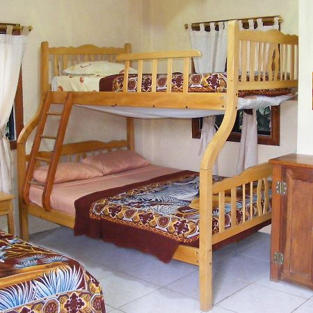 Hostal Maxima Puerto Lopez Luaran gambar