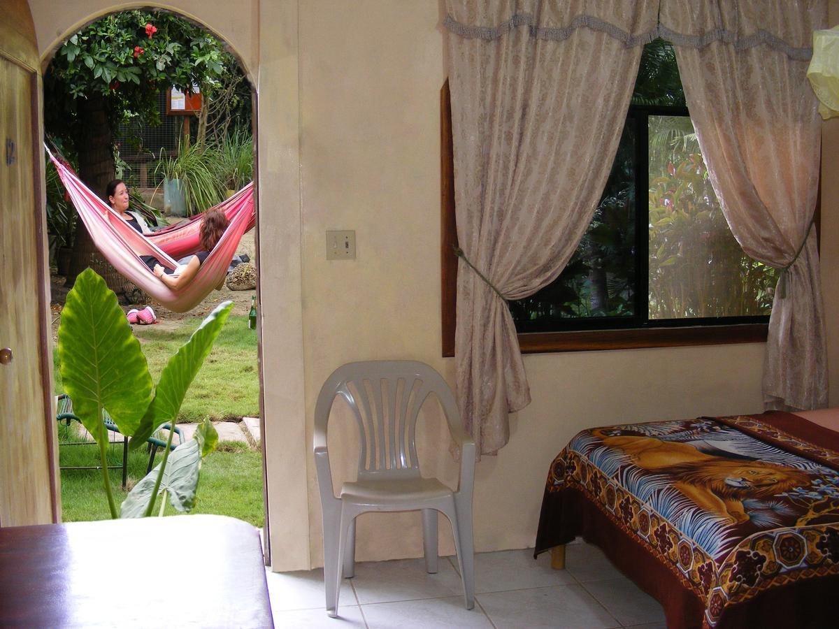 Hostal Maxima Puerto Lopez Luaran gambar